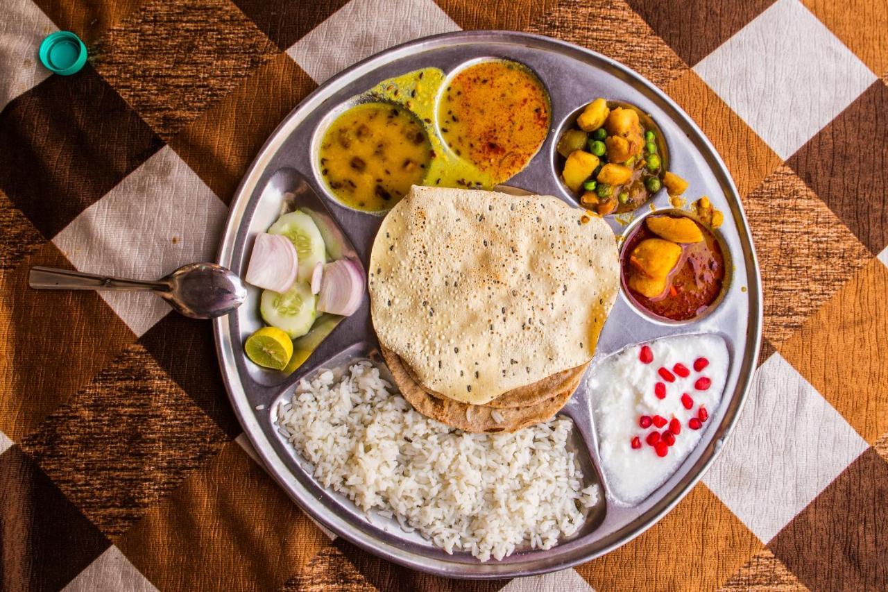 Oyo Flagship 27933 Hotel Green Valley Rāipur 외부 사진