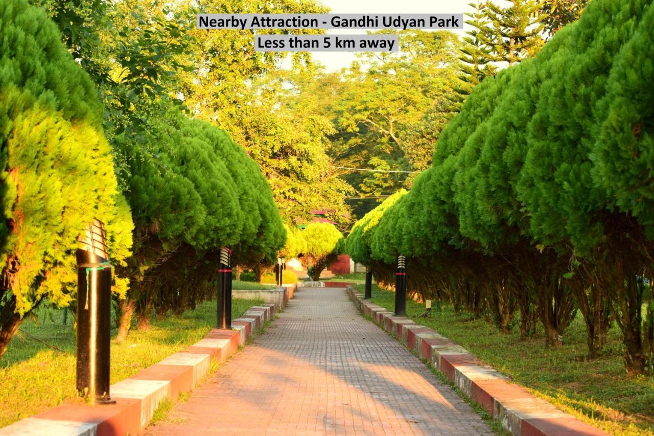 Oyo Flagship 27933 Hotel Green Valley Rāipur 외부 사진